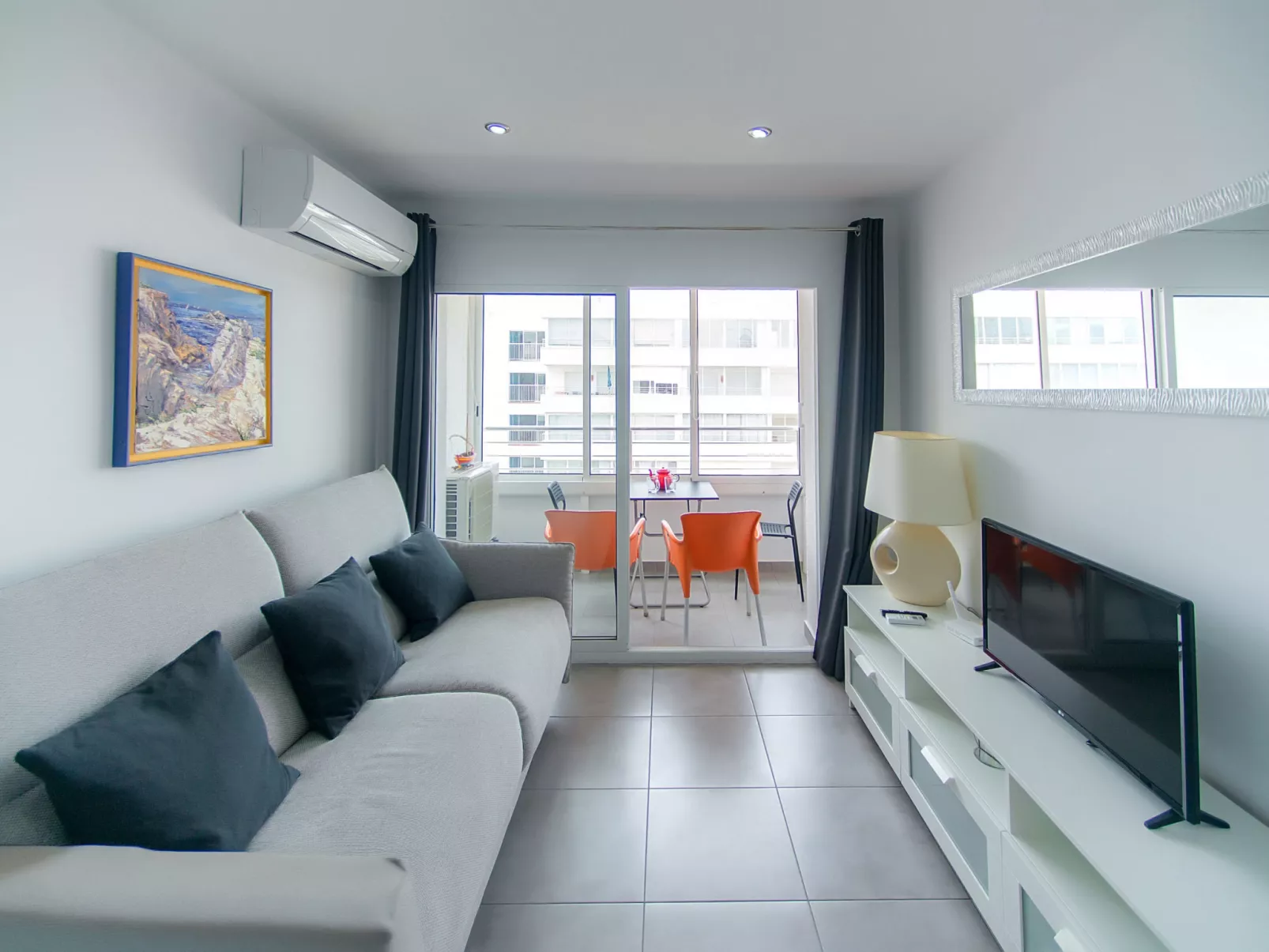 WELCS APARTAMENTO 255 EMP con terraza con vista