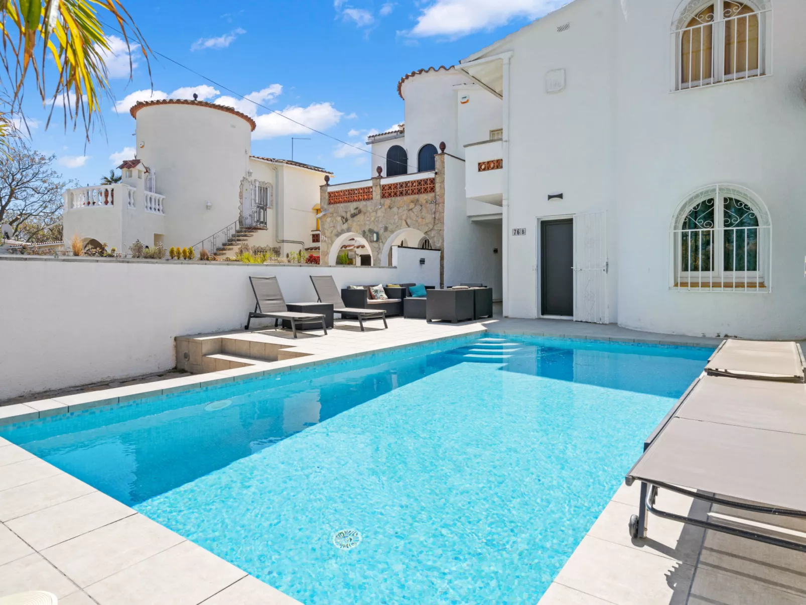 WELCS VILLA 022 EMP La Morgana con piscina priva