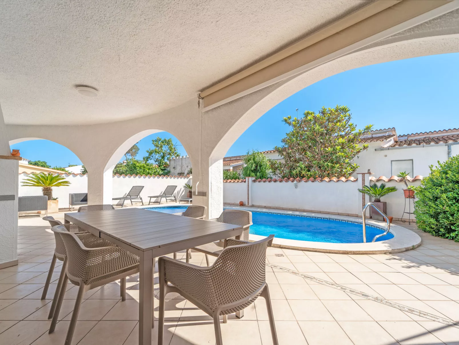 WELCS CASA 168 EMP con piscina privada