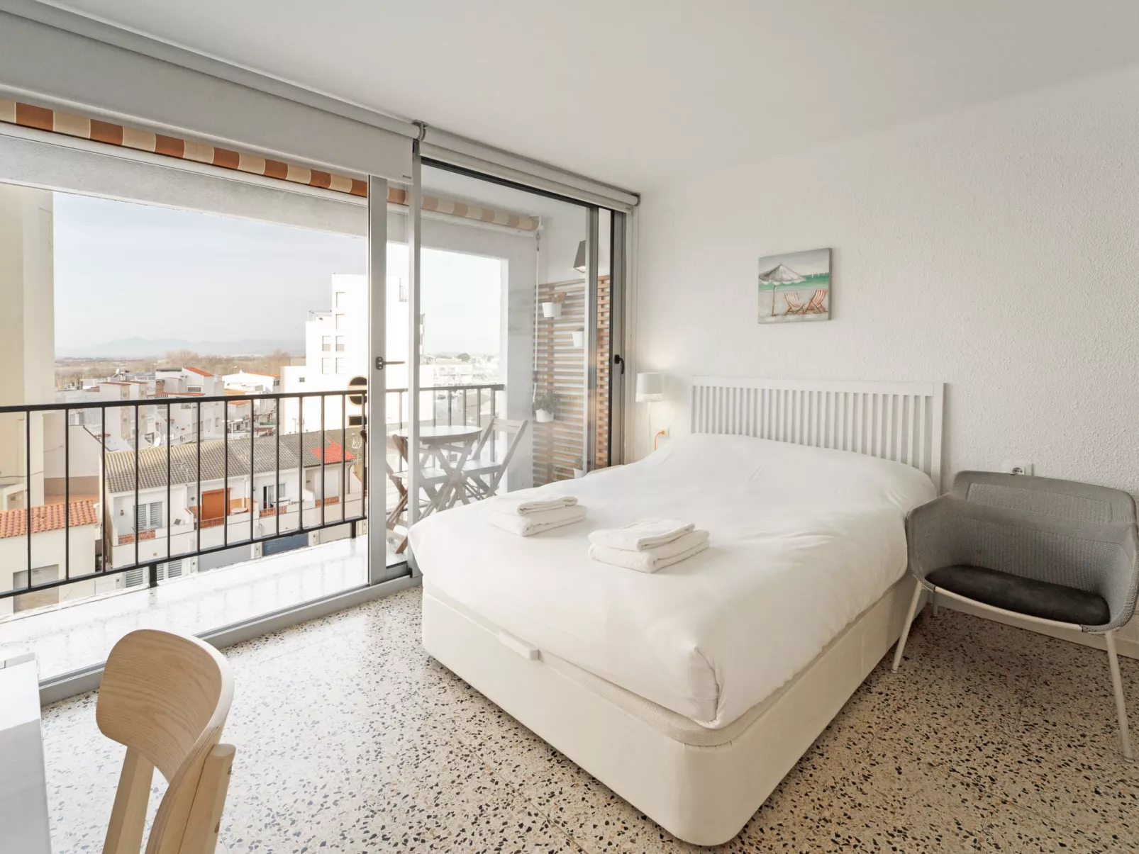 WELCS ESTUDIO 120 EMP cerca del mar