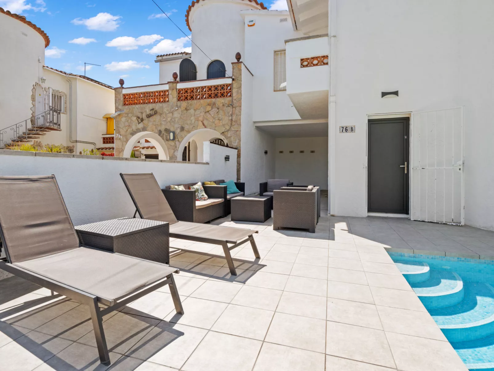 WELCS VILLA 022 EMP La Morgana con piscina priva