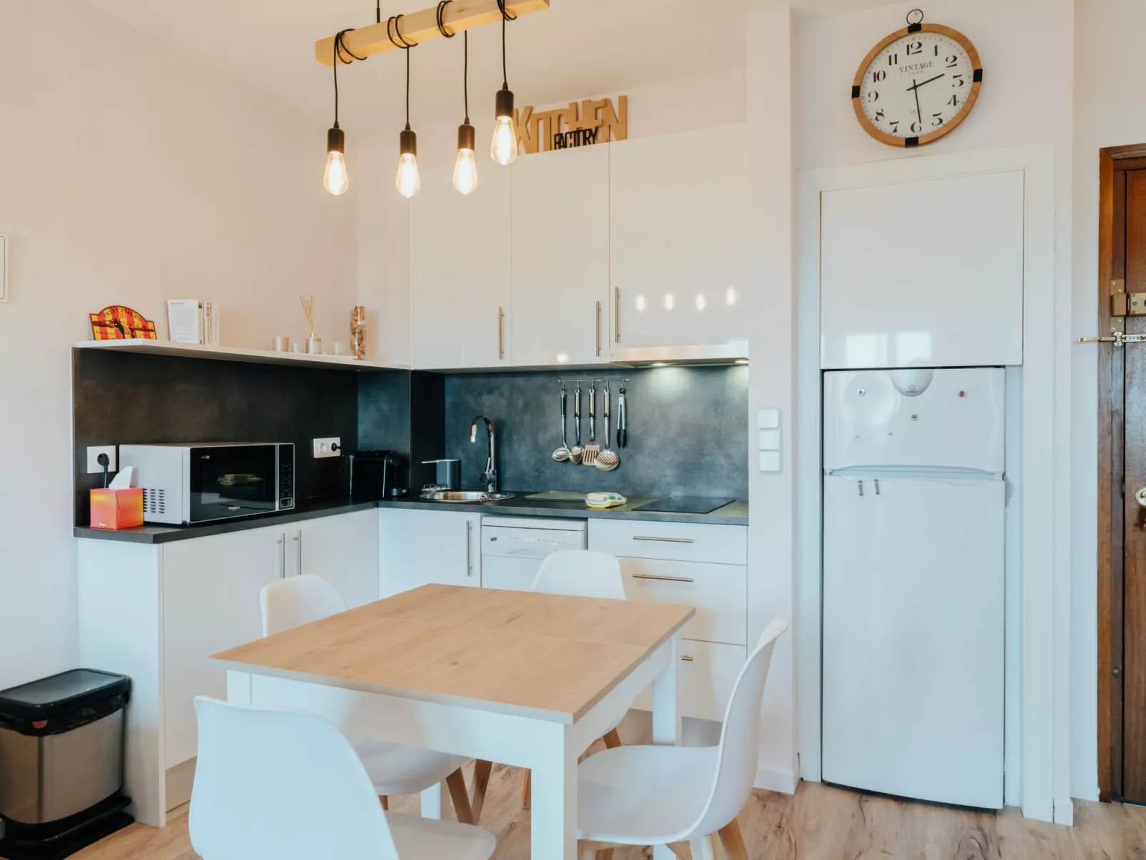 WELCS APARTAMENTO 193 EMP con vistas al canal