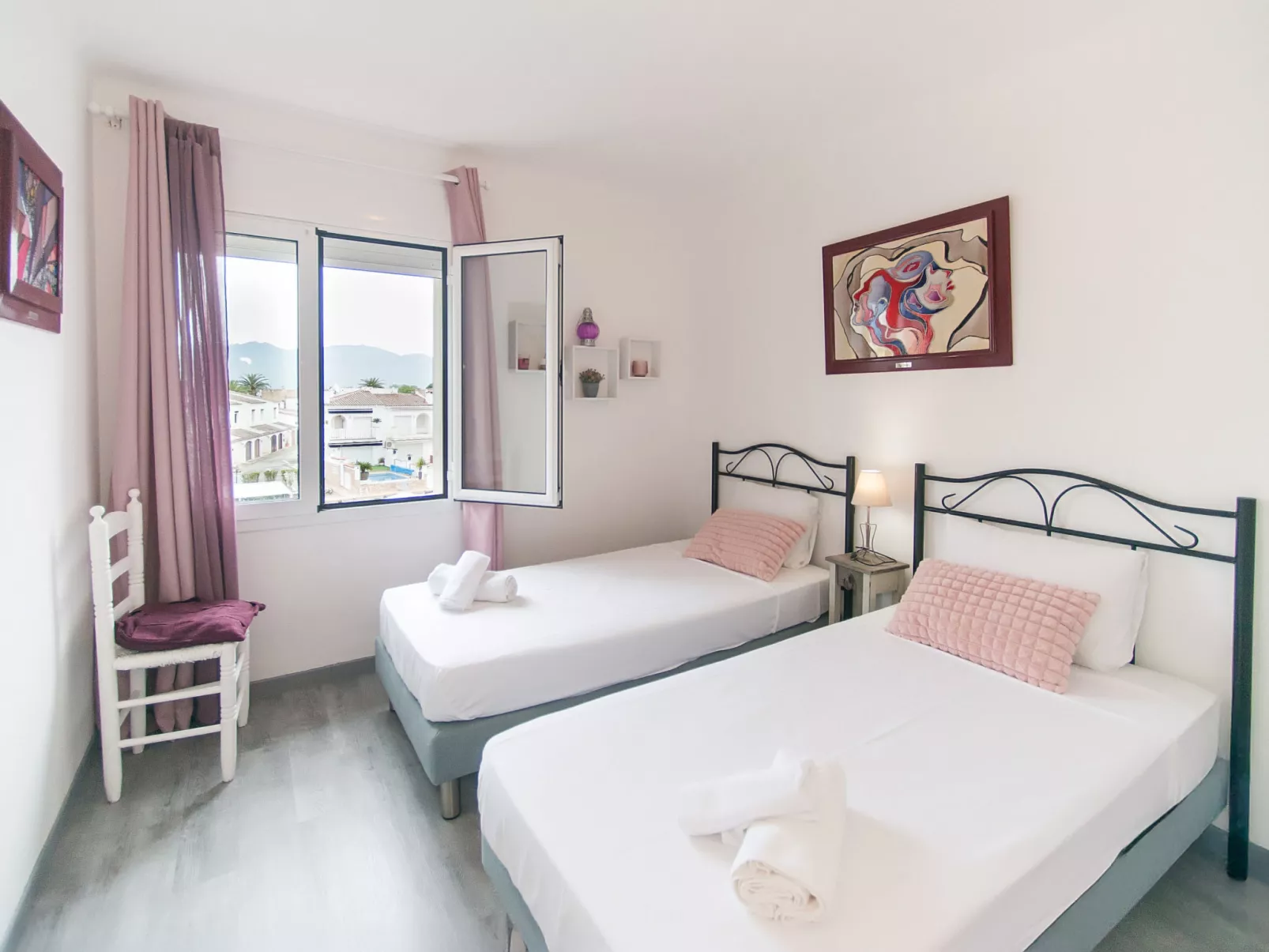 WELCS APARTAMENTO 244 EMP con terraza con vista