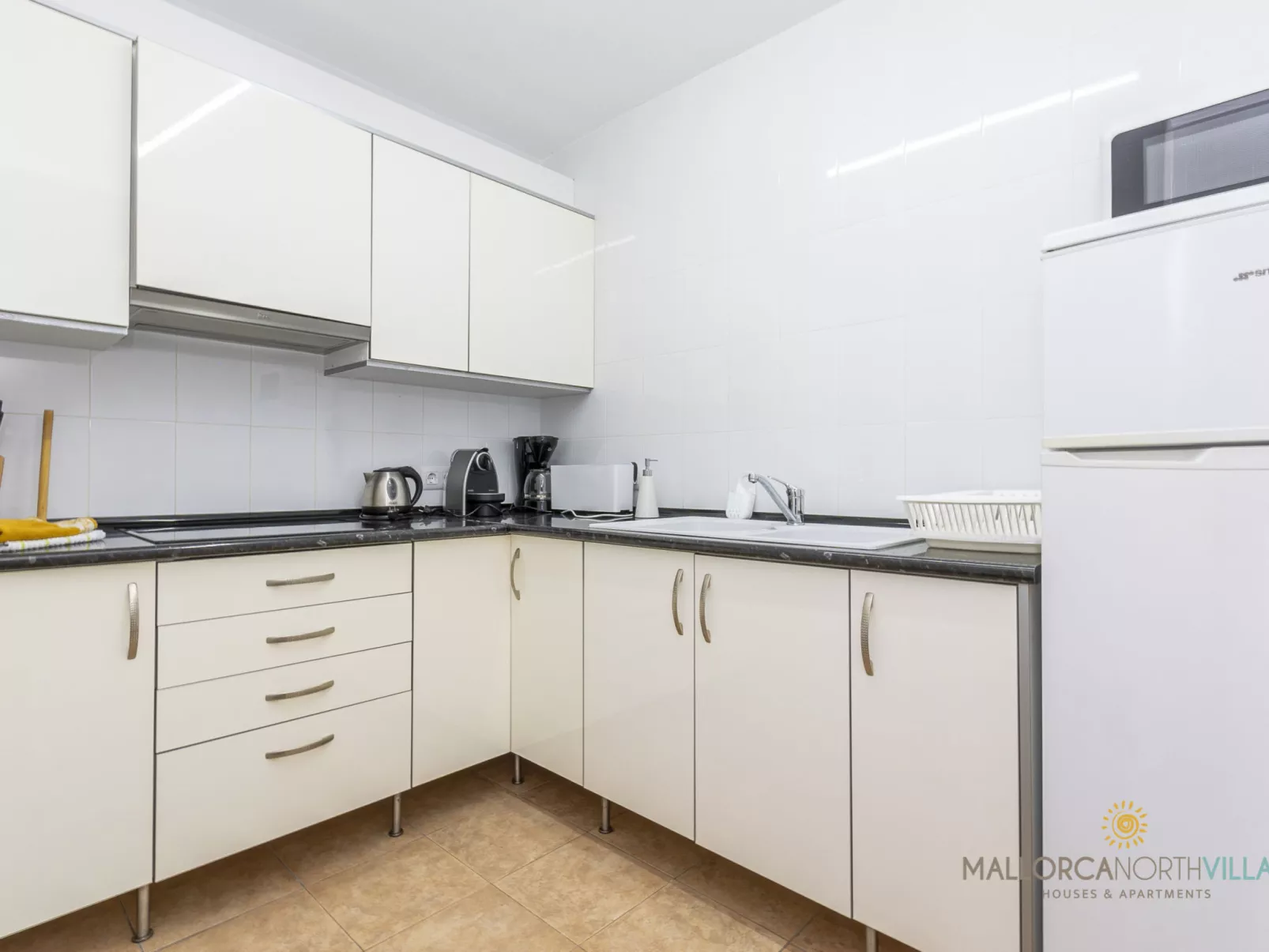 Club del Sol 8: Acogedor Apartamento con Piscina