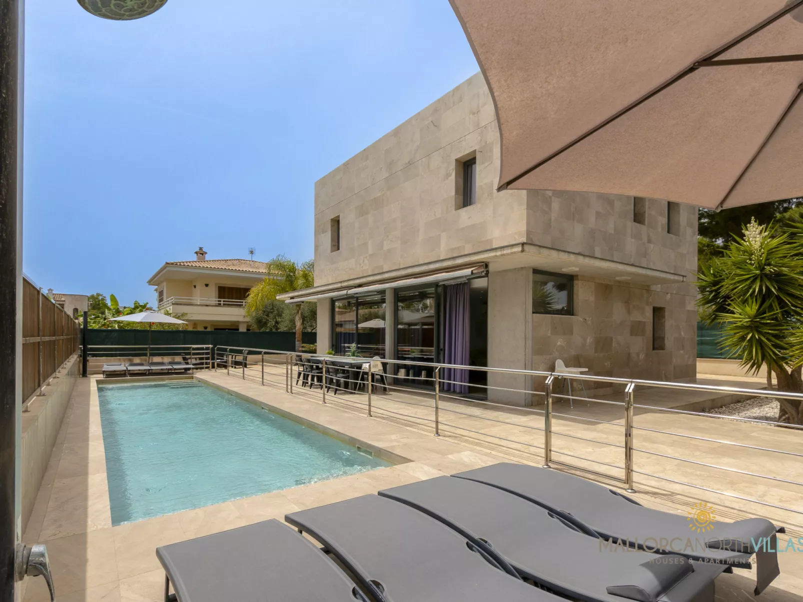 Villa Iola: Moderna Casa en Platja de Muro