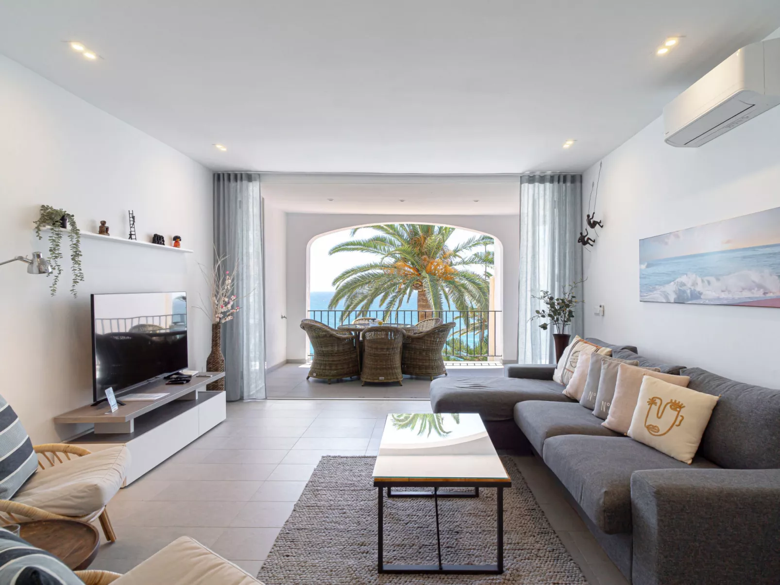 Tuhillo E1 Luxury Seaview by Casasol