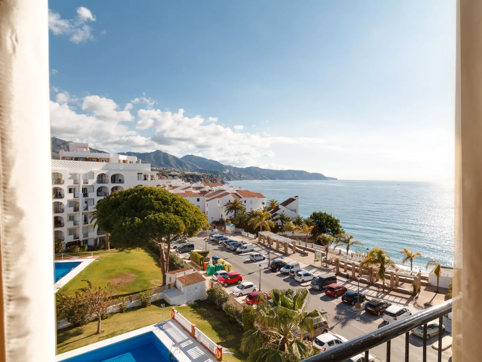 Carabeo 52 Apartment by Casasol