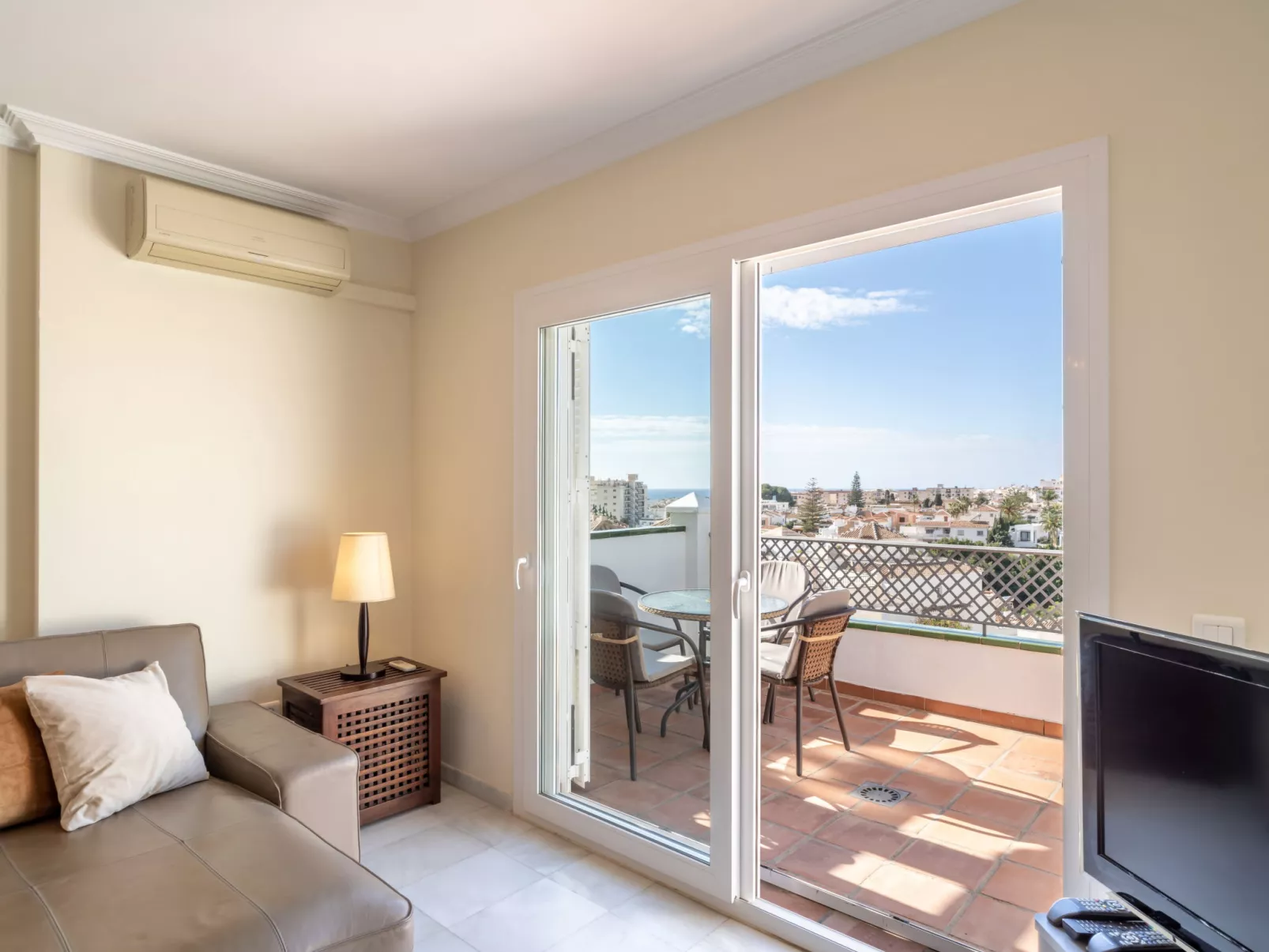 Fuentesol 16 Casa Sunrise by Casasol - Binnen