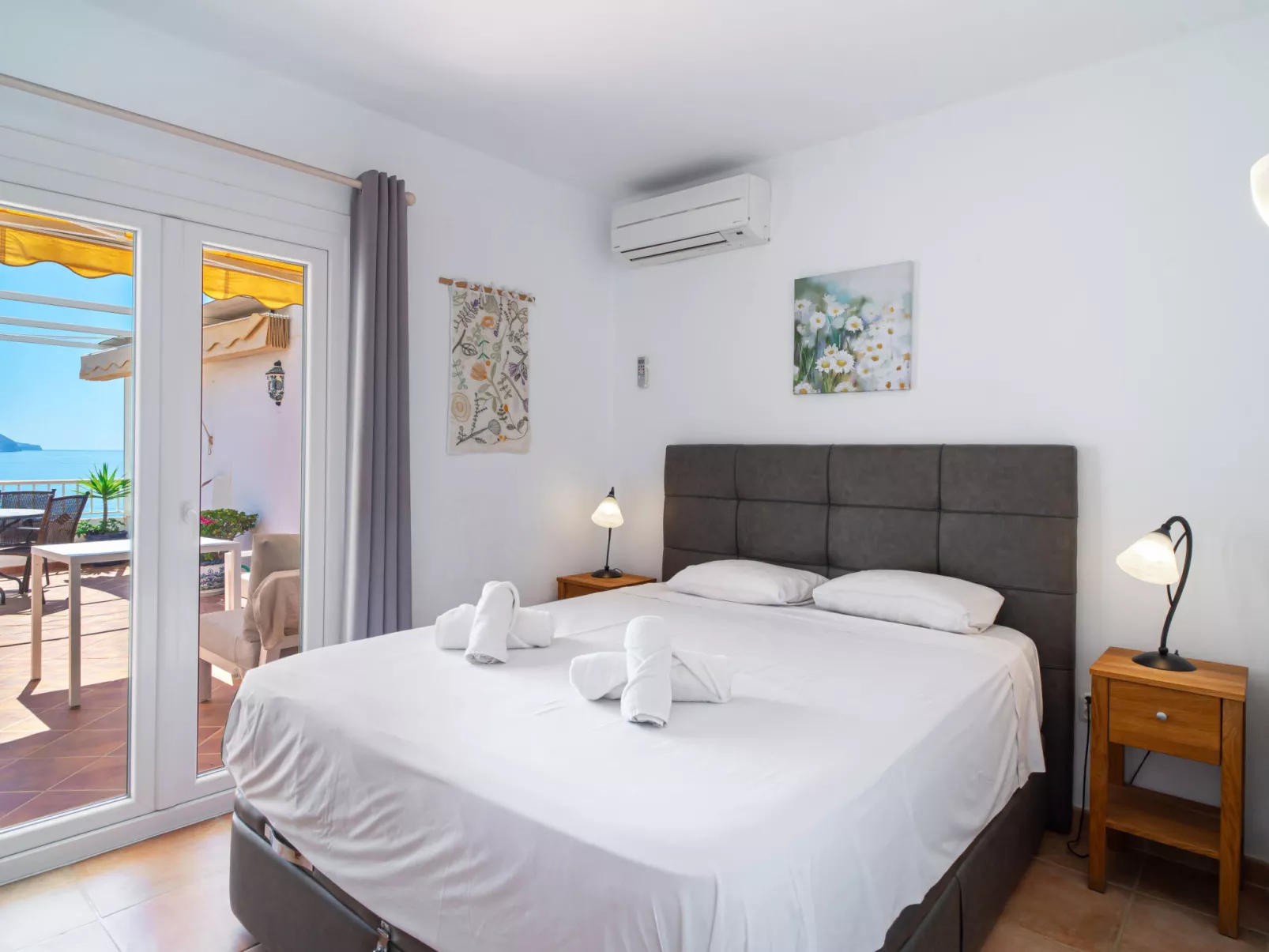 Capistrano Playa 404 by Casasol - Binnen