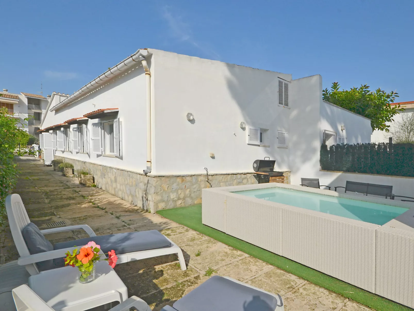 Villa Diana - Buiten