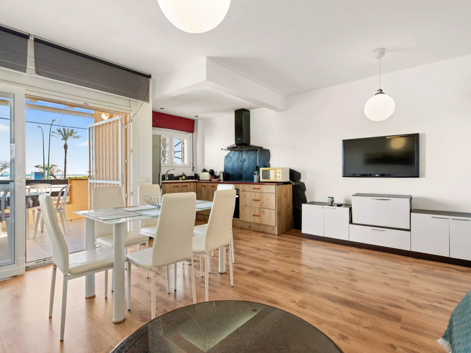 WELCS APARTAMENTO 218 EMP frente al Mar - Binnen