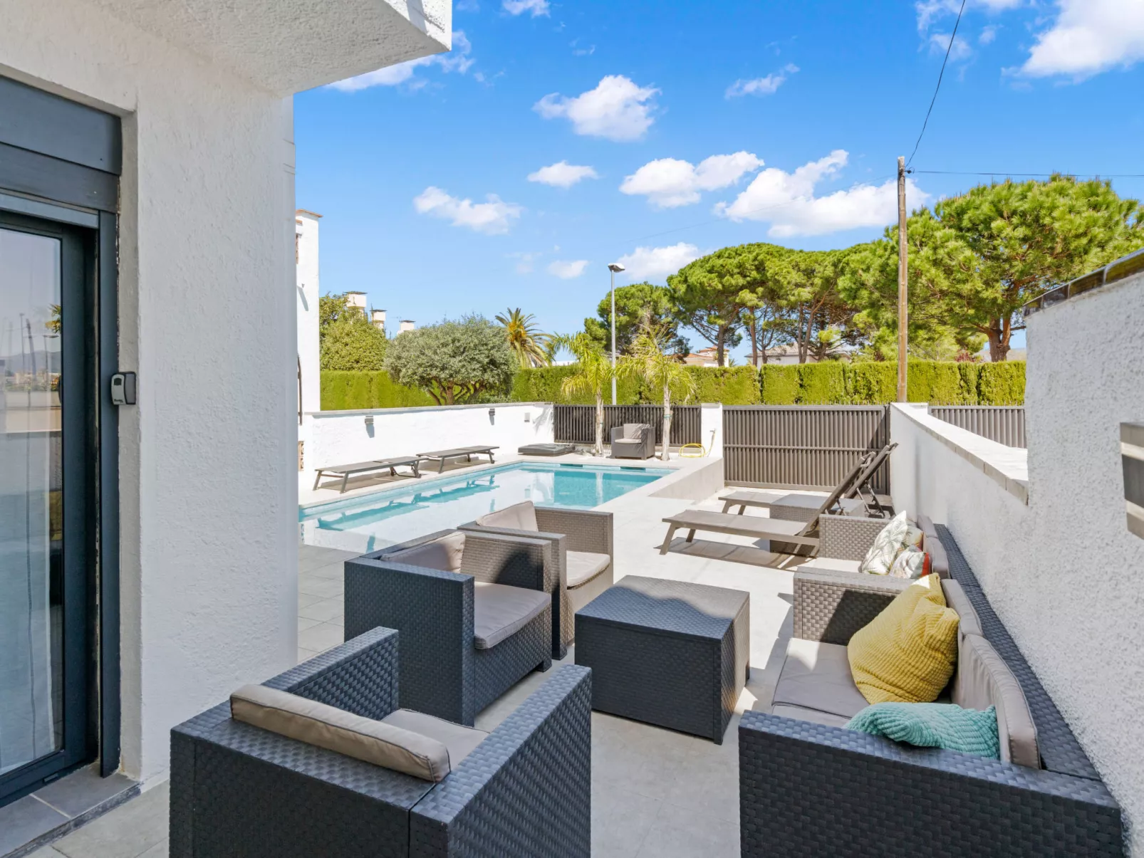 WELCS VILLA 022 EMP La Morgana con piscina priva - Binnen