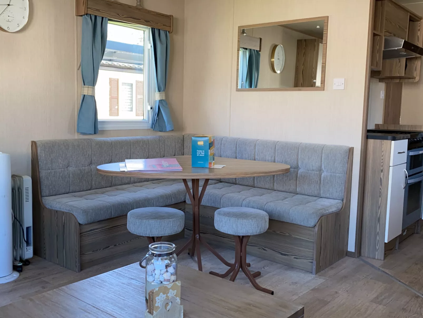 RBR 1021 - Beach Resort Kamperland - Binnen