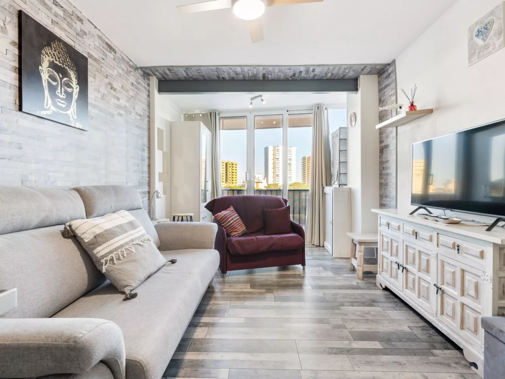 WELCS ESTUDIO 156 PDA en el centro - Binnen