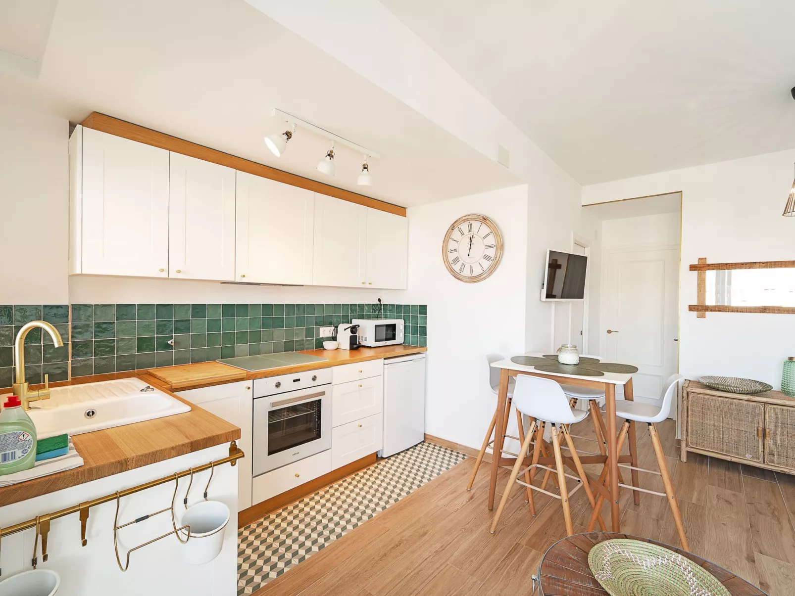 WELCS APARTAMENTO 143 EMP con vistas al canal - Binnen