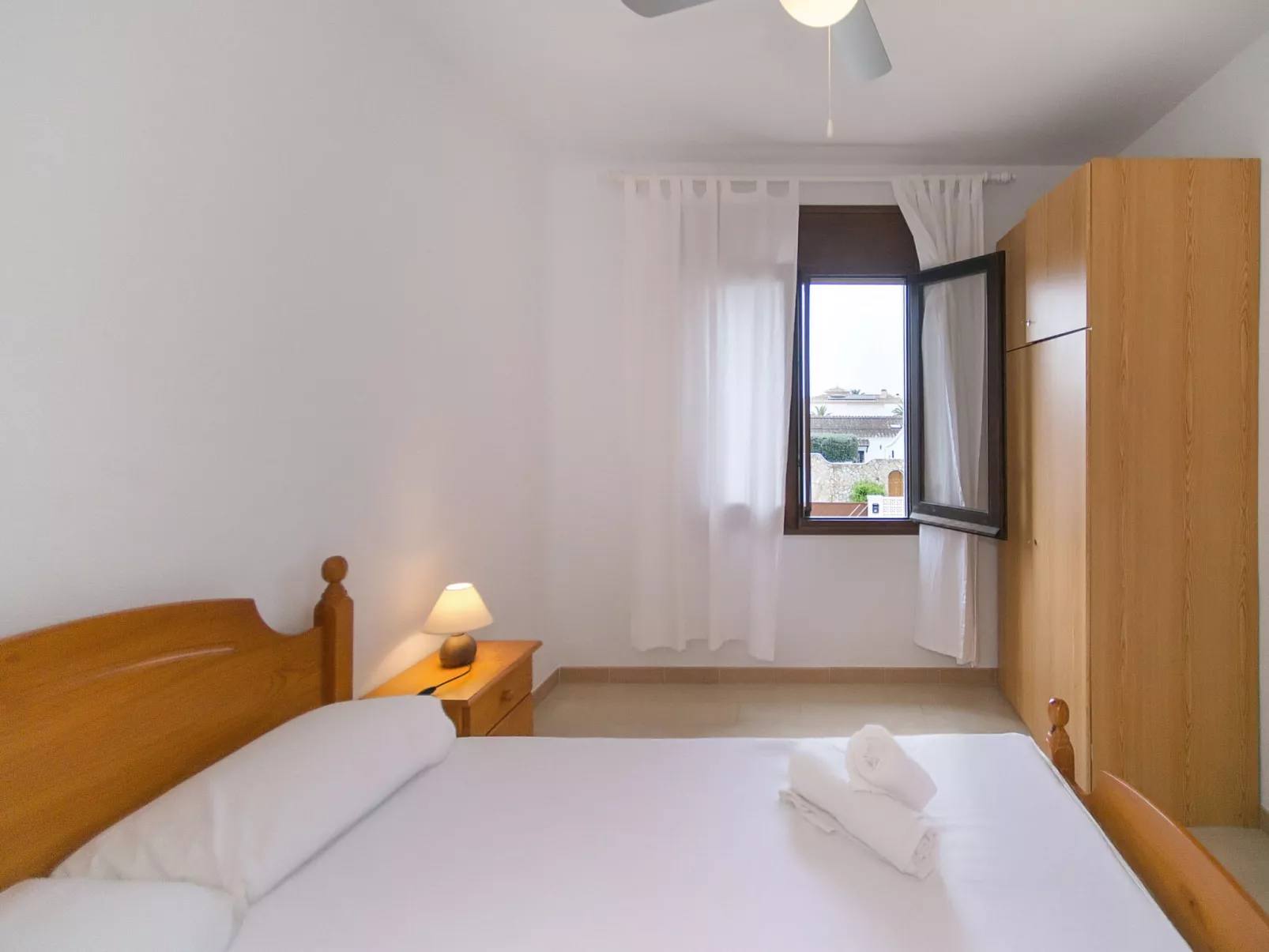 WELCS APARTAMENTO 243 EMP con terraza con vista - Binnen