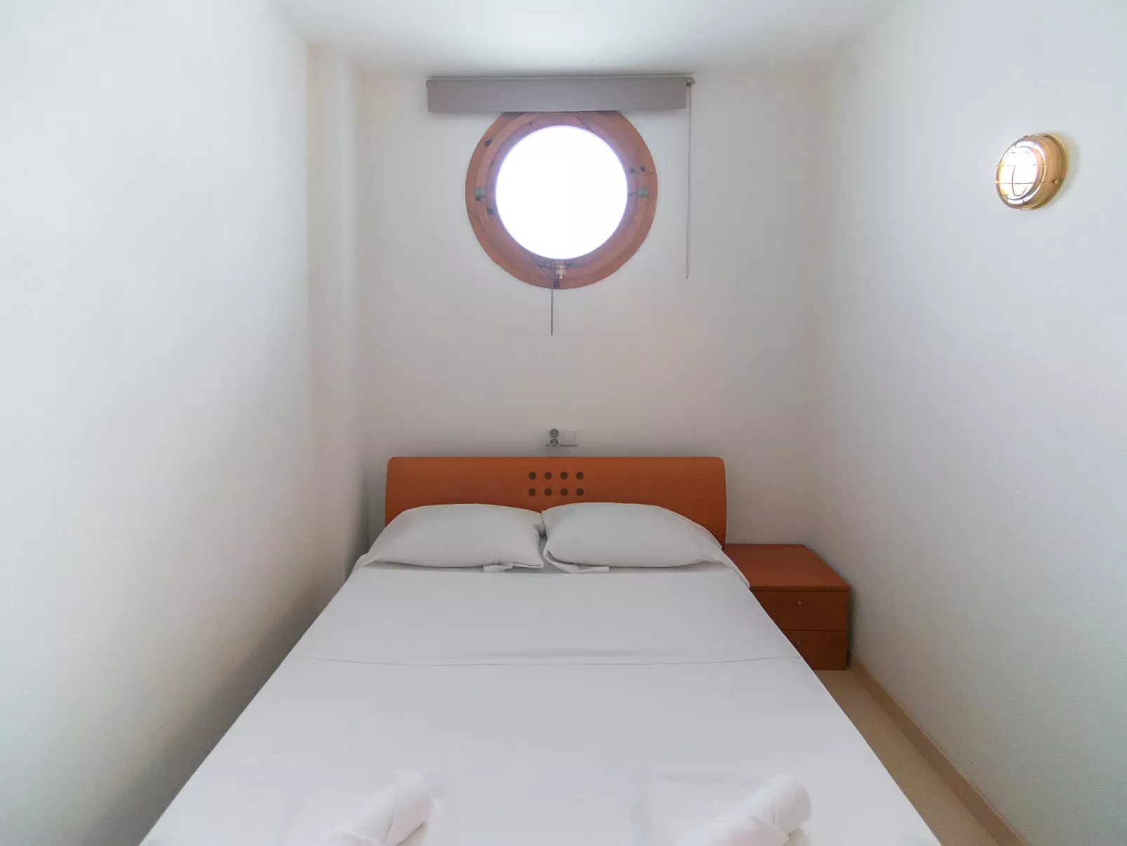 WELCS APARTAMENTO 254 EMP con vista al canal - Binnen