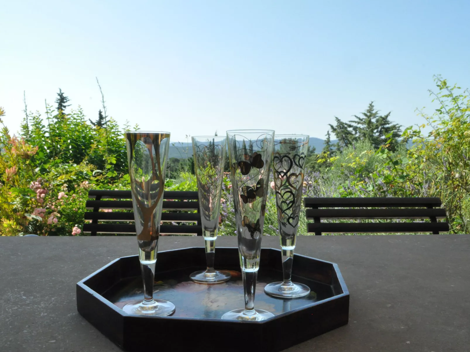 ARTS & FLORES - Buiten