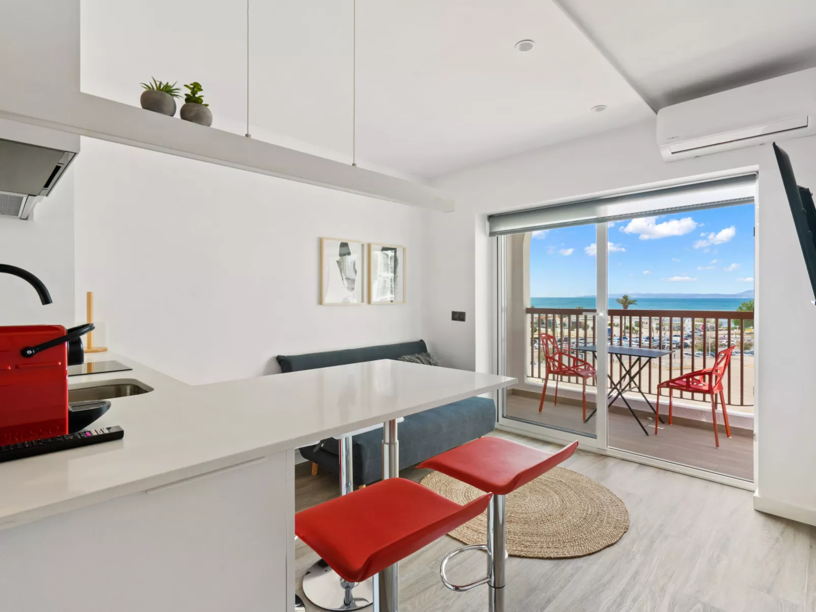 WELCS ESTUDIO 070 EMP frente al Mar - Binnen