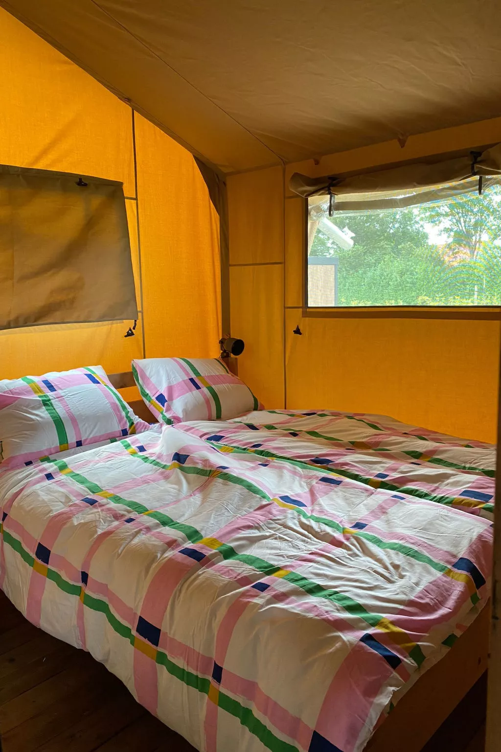 Camping Hofstede Zonnevliet - Safaritent - Buiten