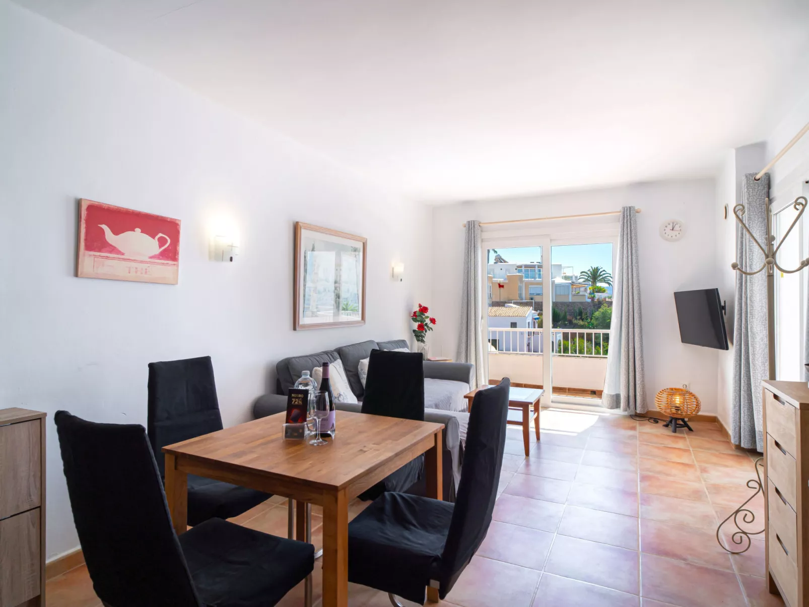 Capistrano Playa 404 by Casasol - Binnen