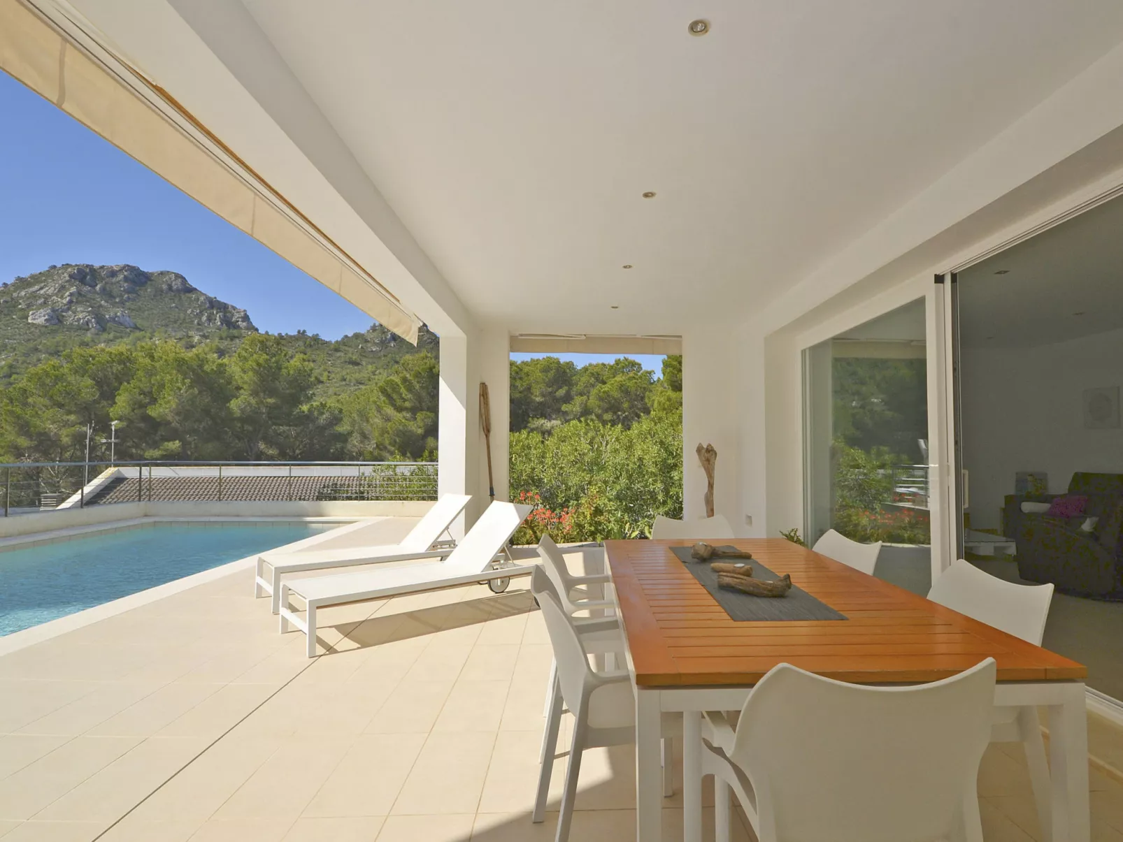 Villa Carritx - Binnen