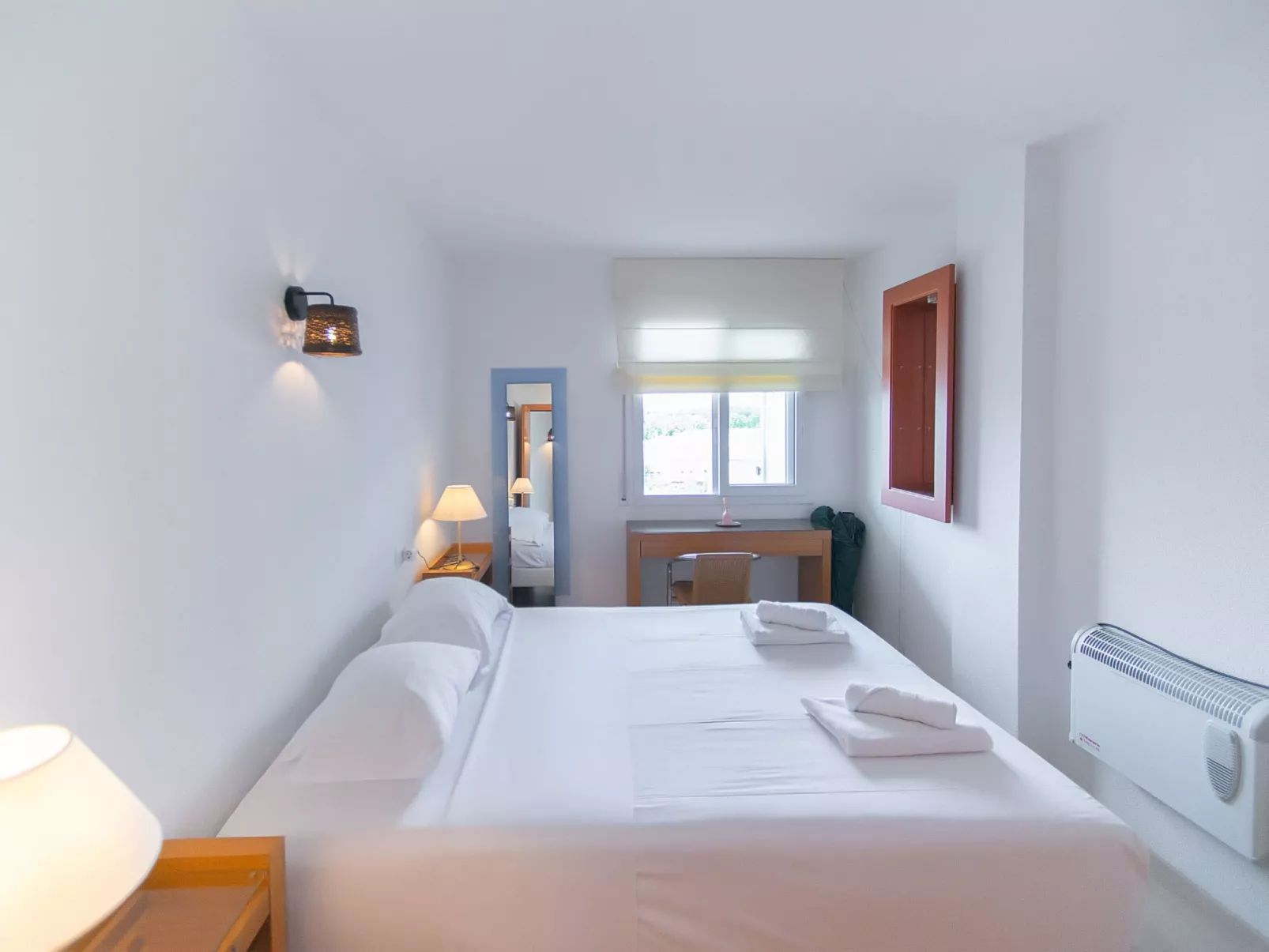 WELCS APARTAMENTO 254 EMP con vista al canal - Binnen
