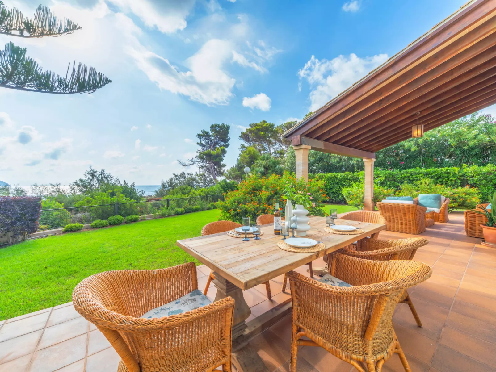 VILLA ES PINARO - BEACH FRONT - Buiten
