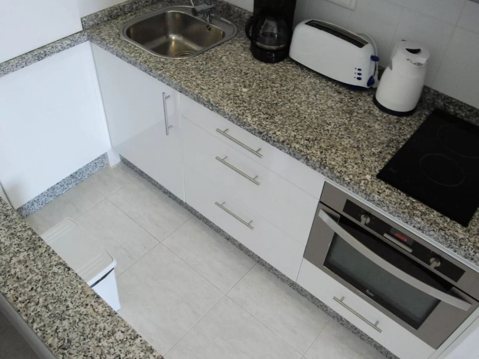 Carabeo 15 Studio by Casasol - Binnen