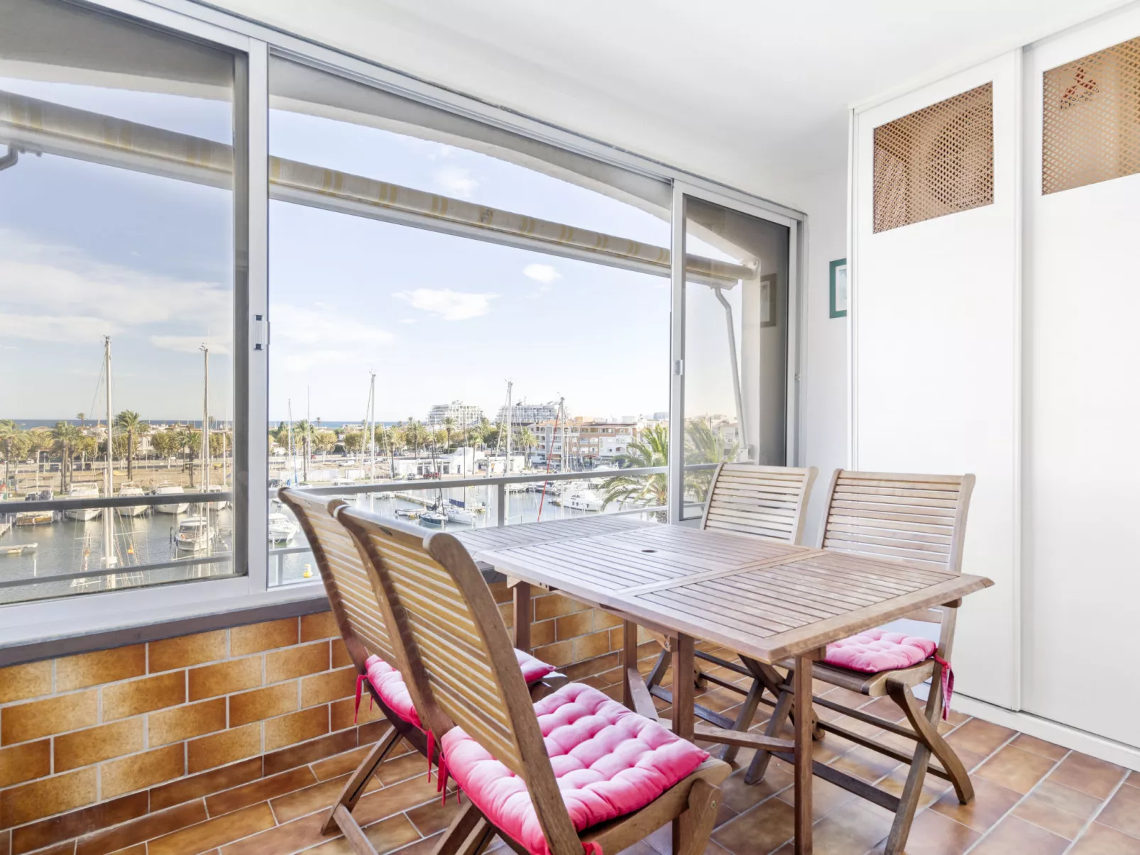 WELCS APARTAMENTO 227 EMP  con vistas al canal - Binnen