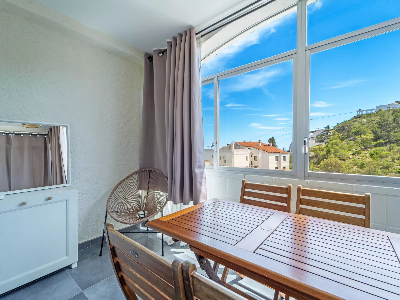 WELCS ESTUDIO 171 EMP con piscina comunitaria - Binnen