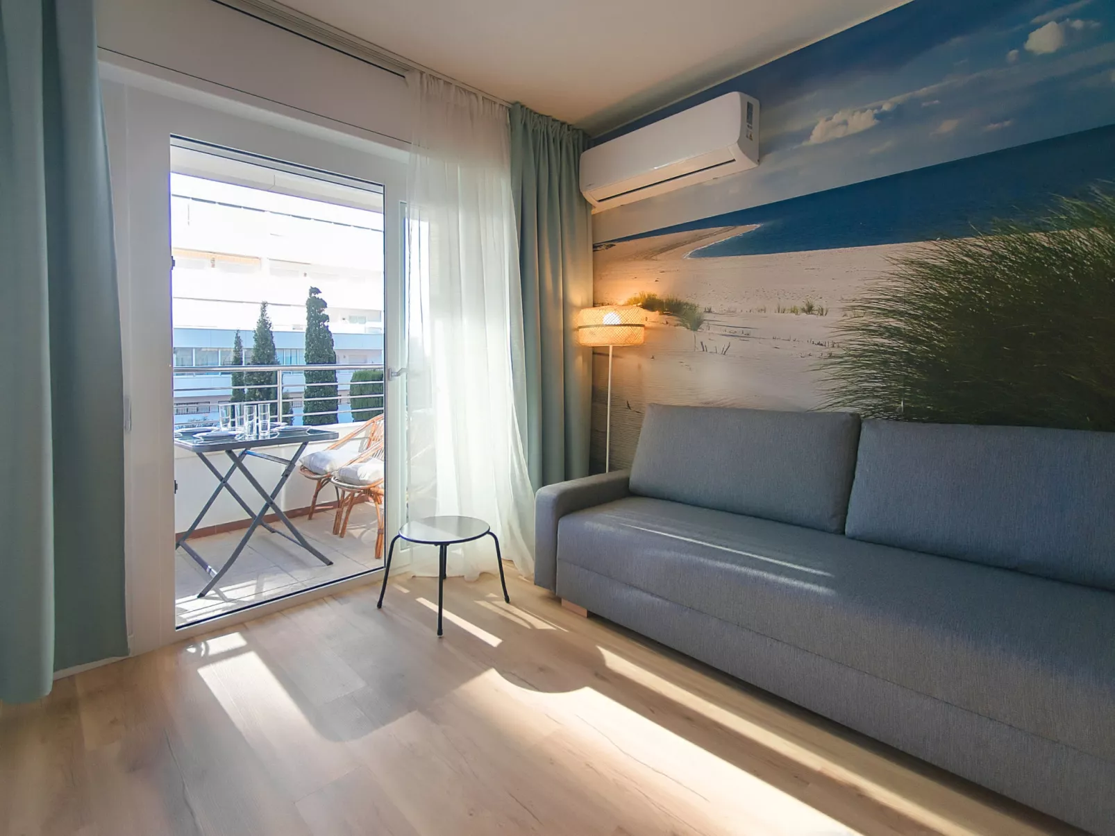 WELCS APARTAMENTO 224 EMP con TERRAZA - Binnen