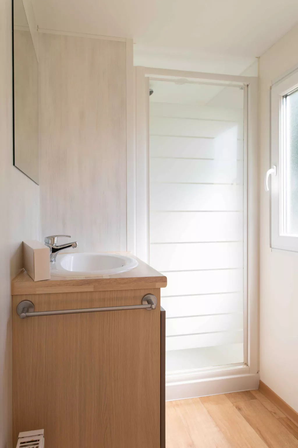 Vakantiepark Klein Strand - Comfort Chalet 4p - Binnen