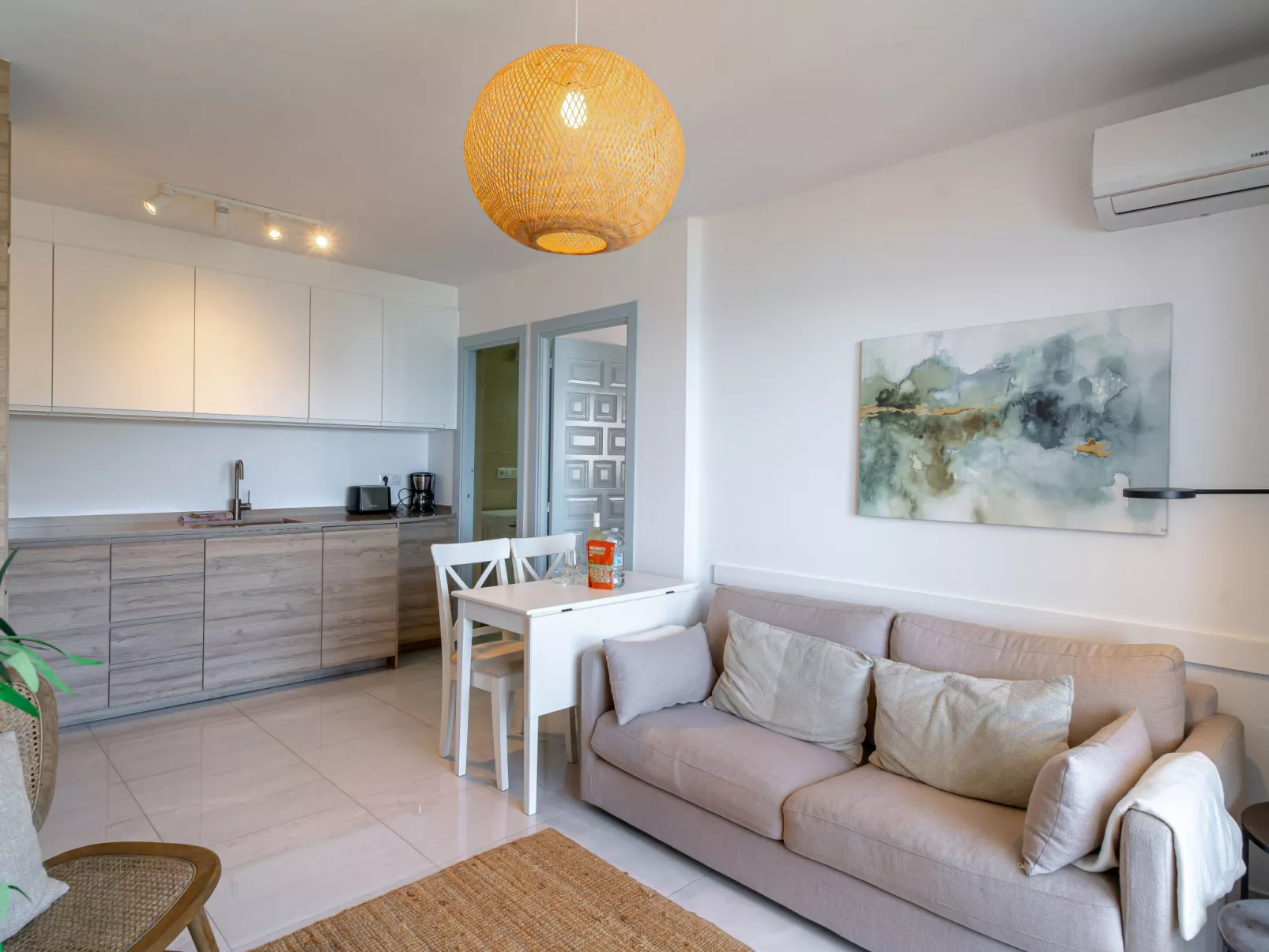 Capistrano Playa 201 by Casasol - Binnen