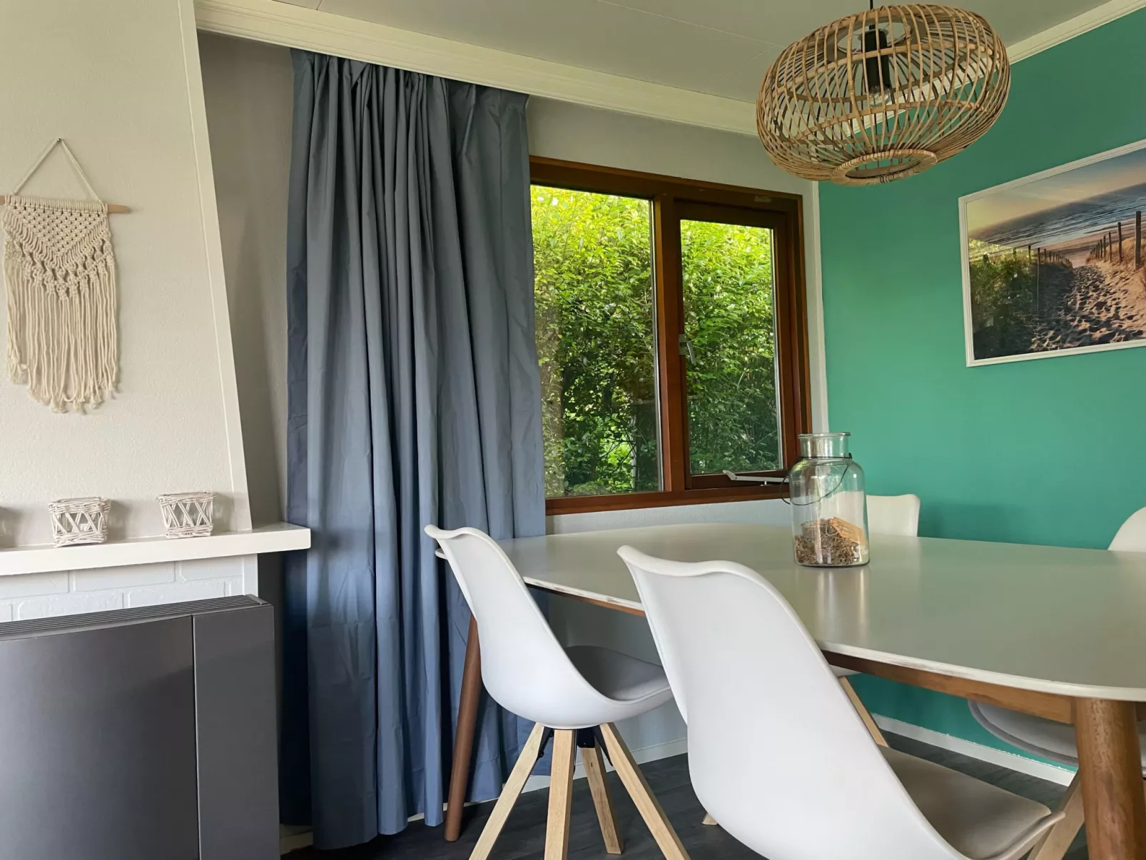 NV 10 - Beach Resort Nieuwvliet Bad - Binnen