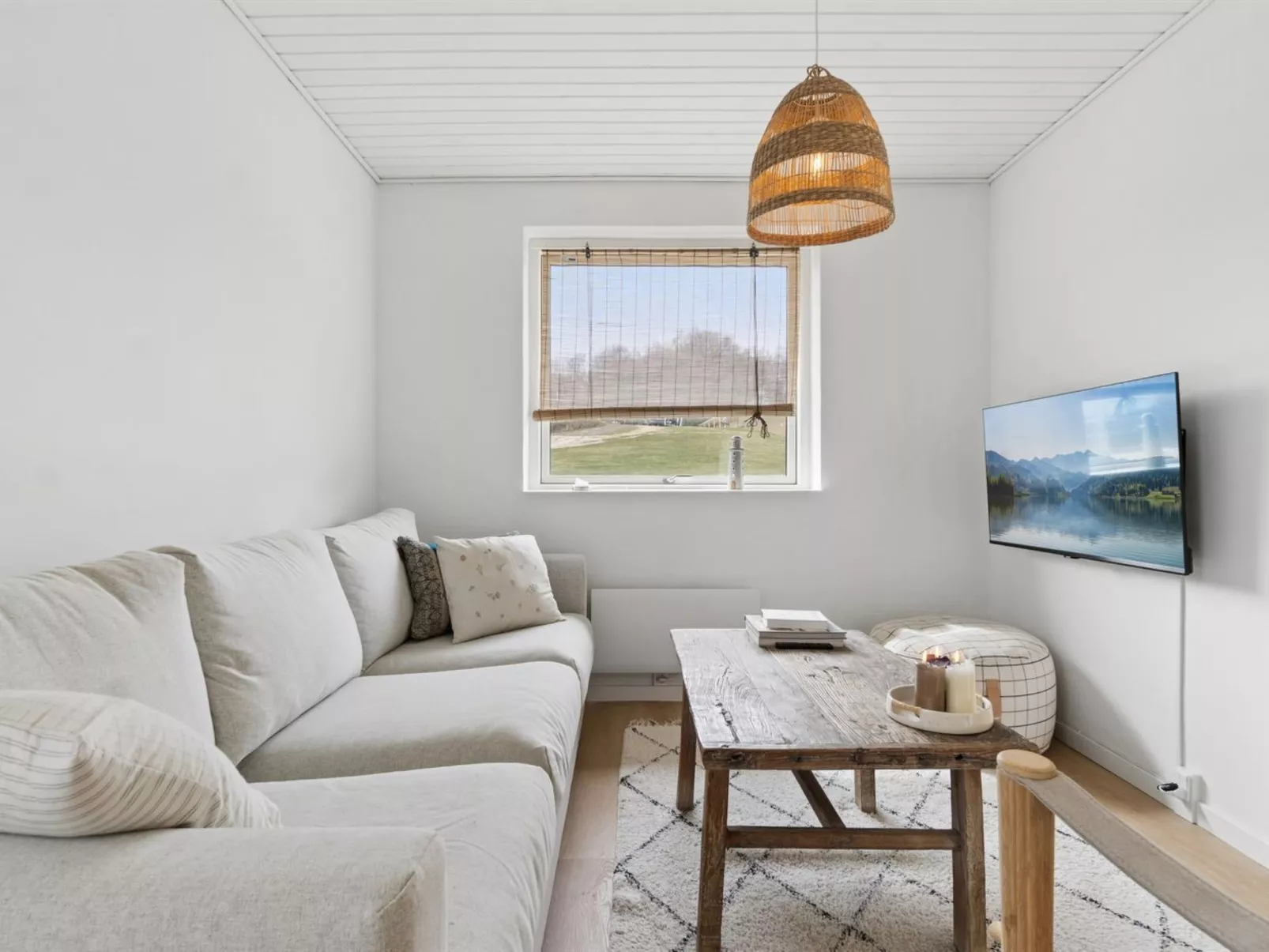 "Maksimilian" - 300m from the sea - Binnen