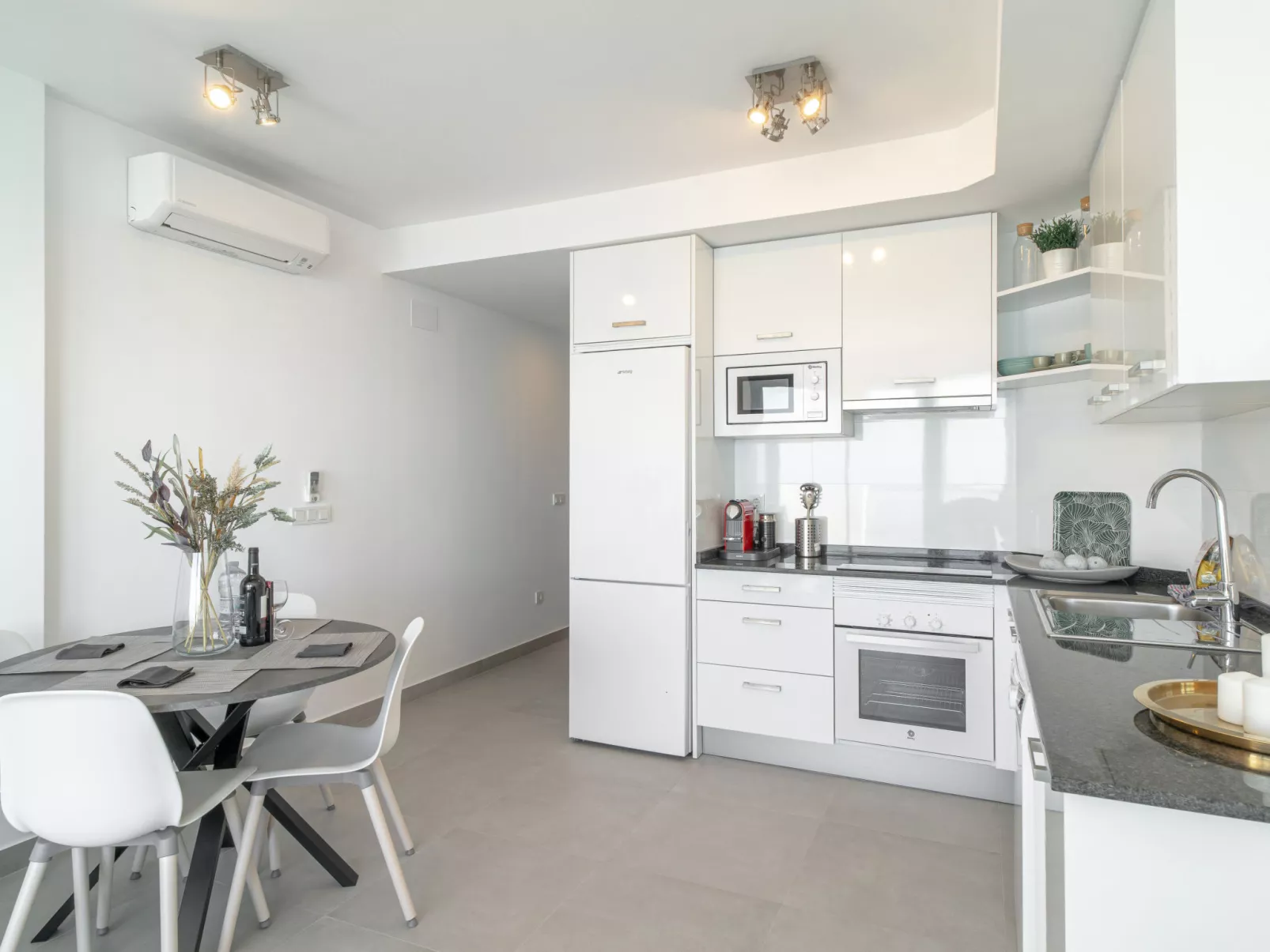 Terrazas de Ladera V4 Luxury by Casasol - Binnen