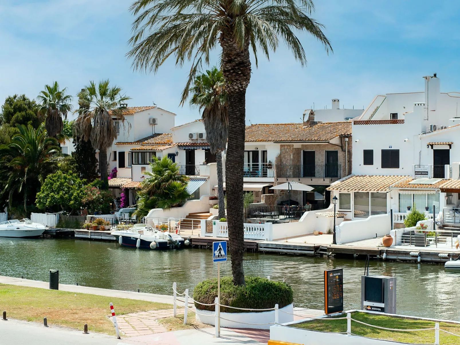 WELCS APARTAMENTO 263 EMP con vistas al canal - Buiten