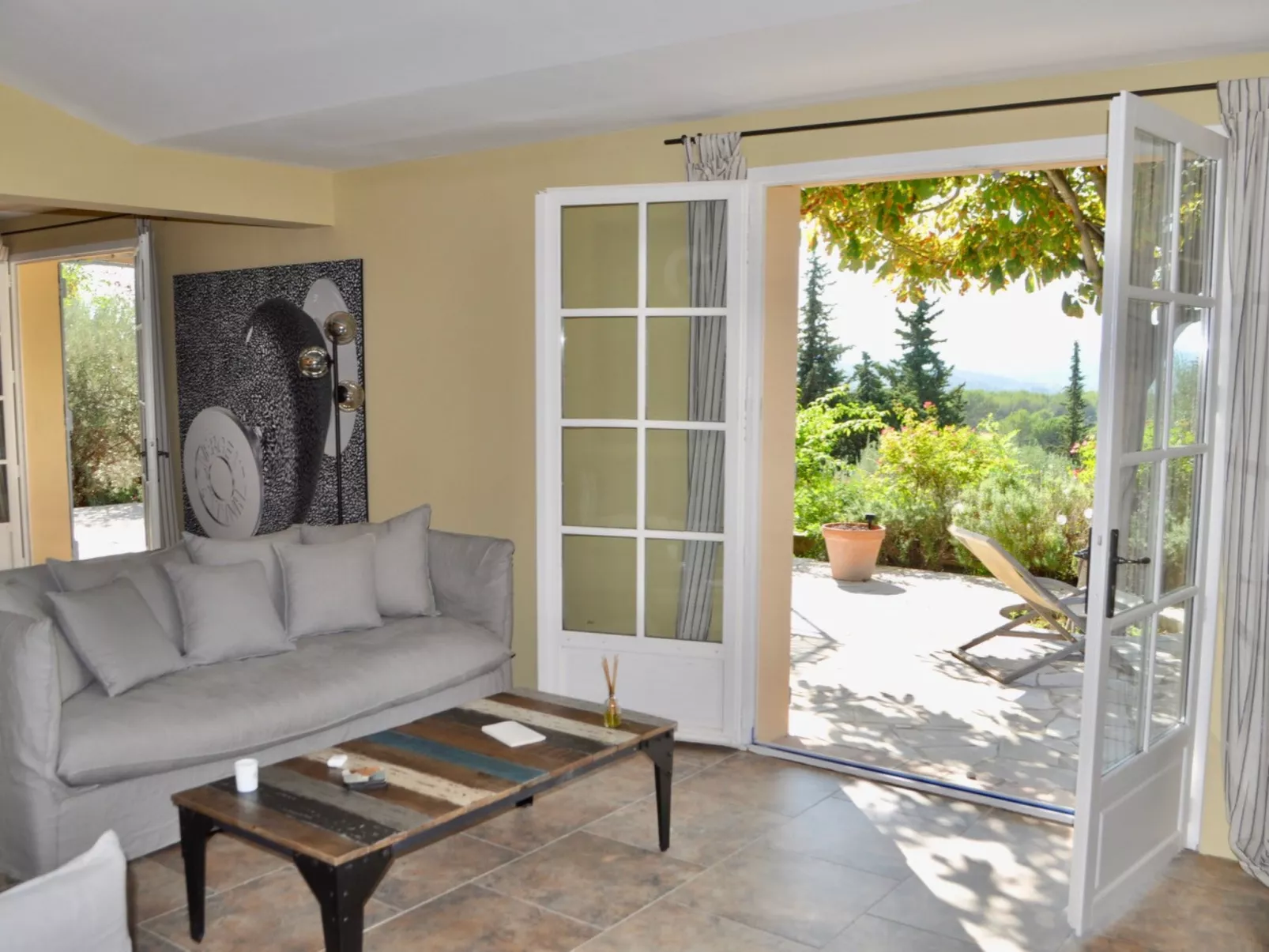 ARTS & FLORES - Buiten