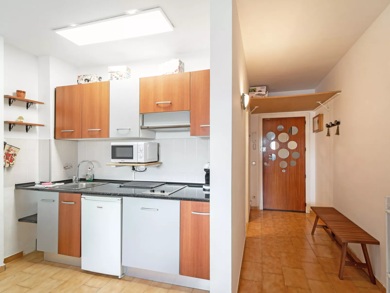 WELCS ESTUDIO 161 EMP frente al canal - Binnen