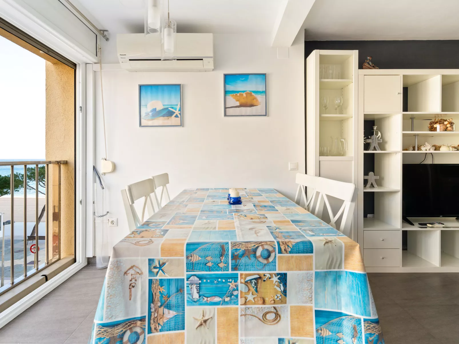 WELCS APARTAMENTO 130 PDA frente al mar - Binnen