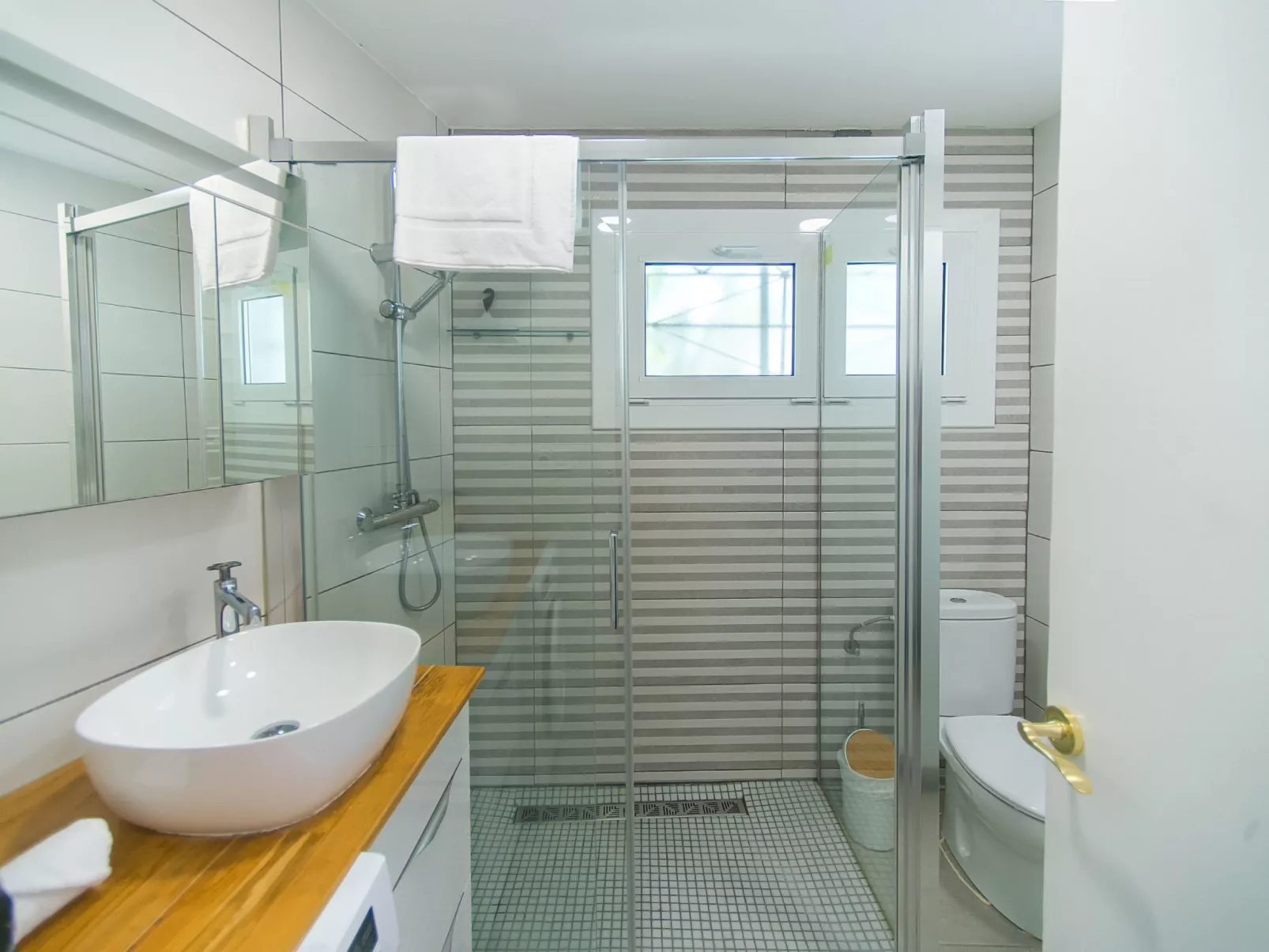 WELCS CASA 283 EMP cerca del mar - Binnen