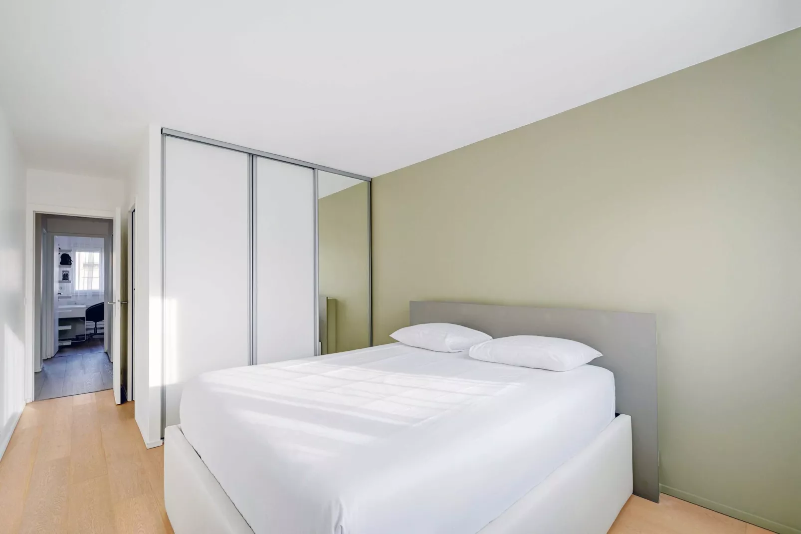 IY-25B-REPUBLIQUE-M - Niet-getagd