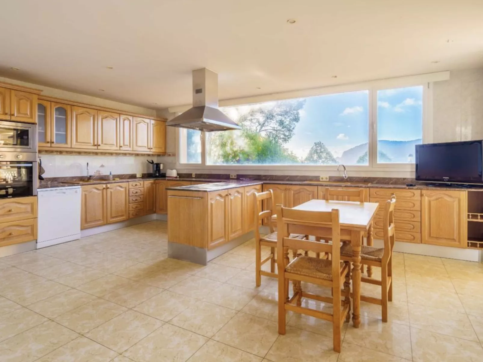 VILLA CAMP DE MAR SEA VIEW - Binnen