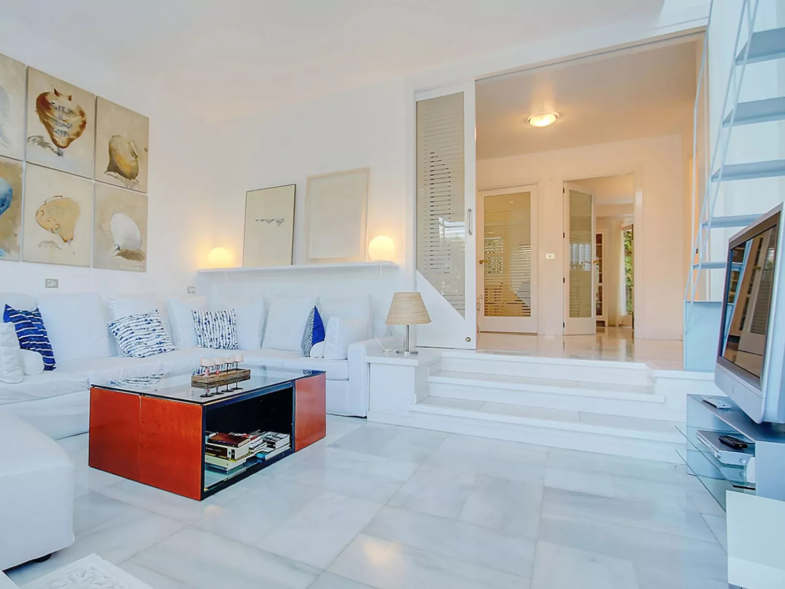 VILLA BONANOVA STYLE - Binnen