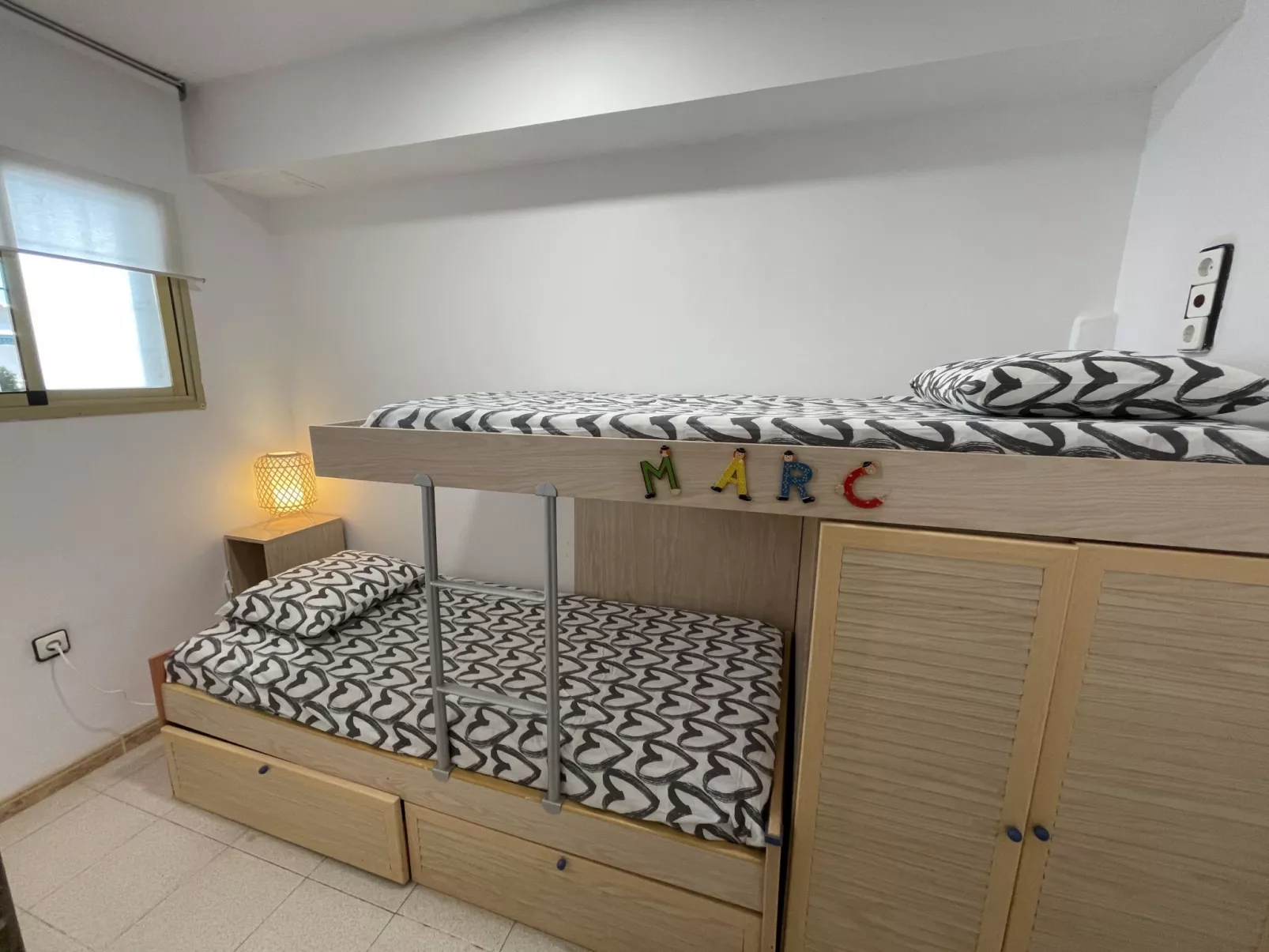 LA PINEDA HOLIDAY APARTMENT - Binnen