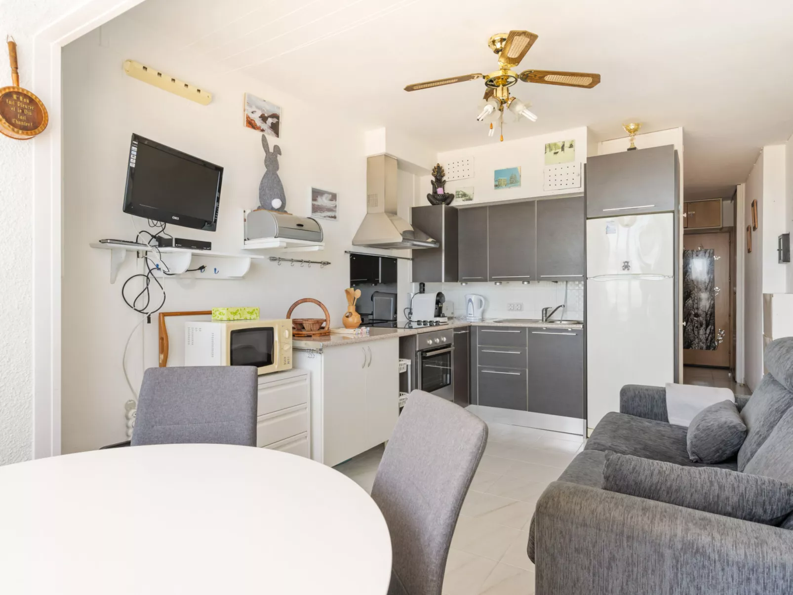 WELCS APARTAMENTO 053 EMP  Frente al Mar - Binnen