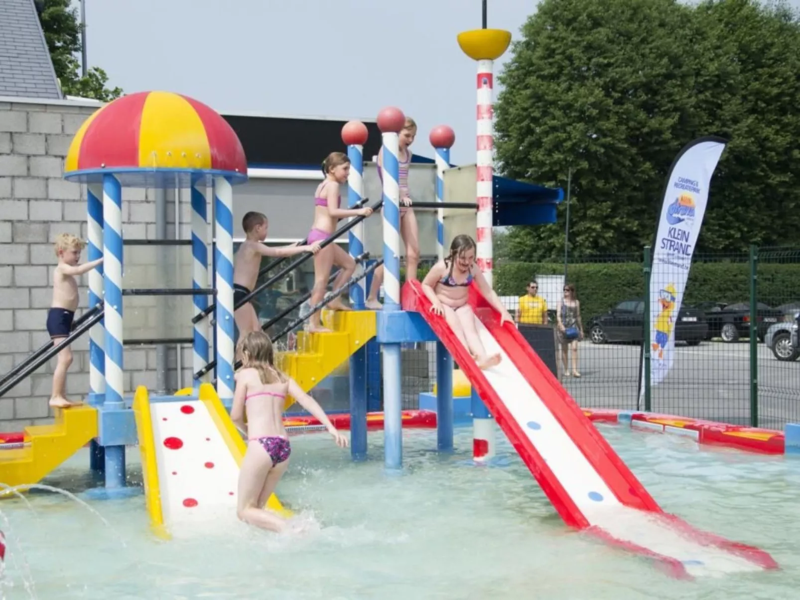 Vakantiepark Klein Strand - Comfort Chalet 4p - Buiten