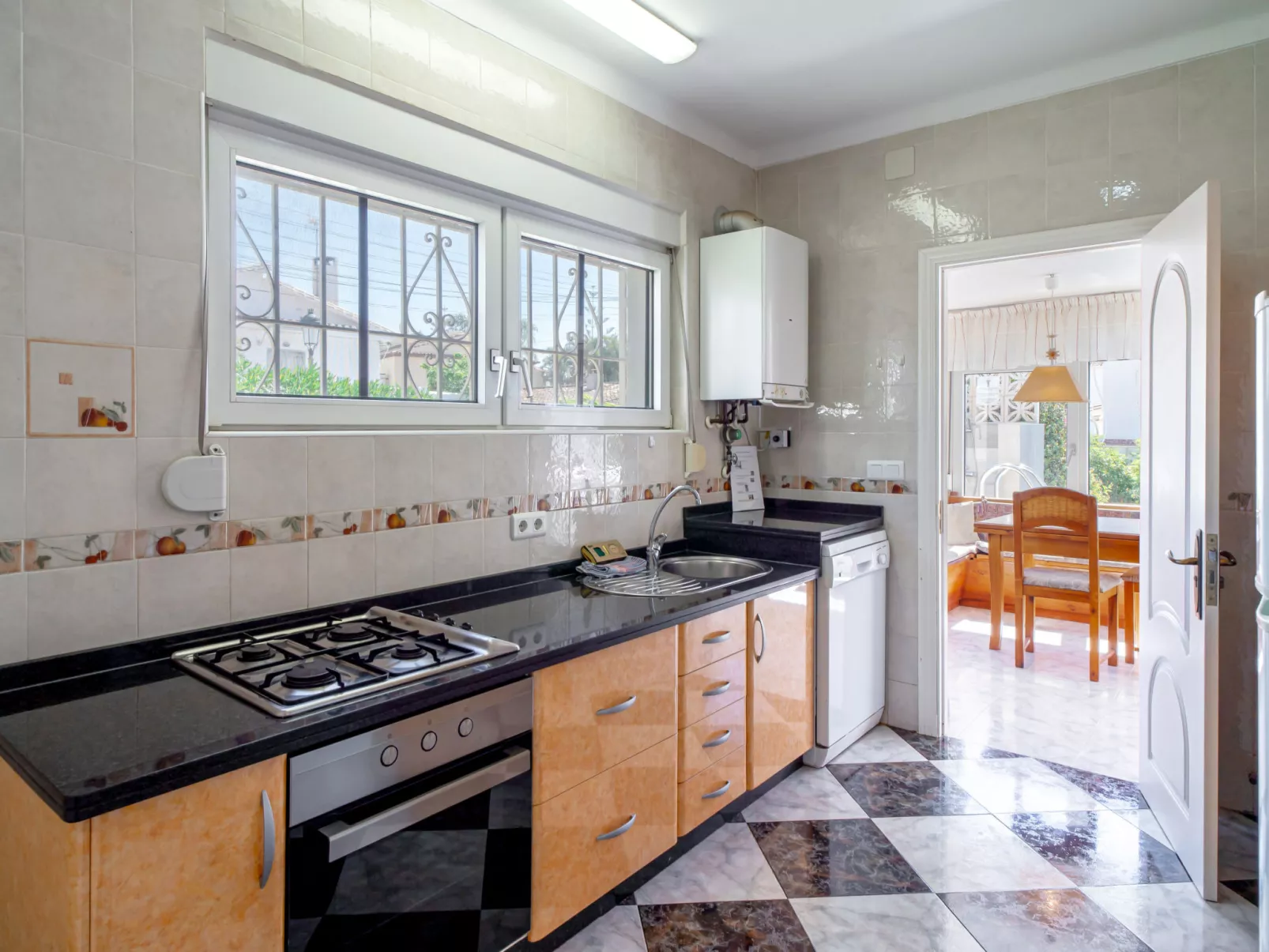 Villa Sevilla Private Pool by Casasol - Binnen