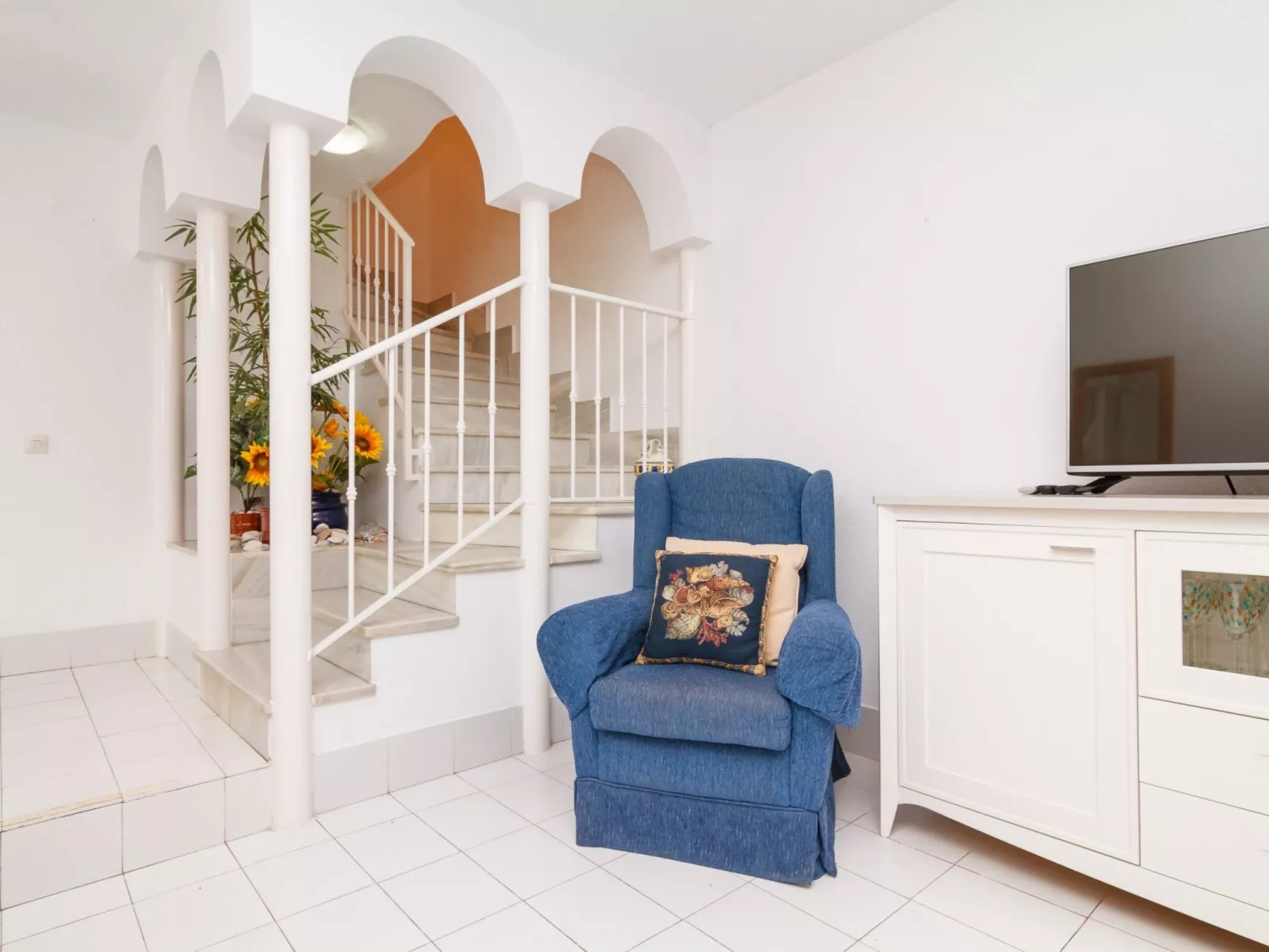 Los Pinos 23 Villas by Casasol - Binnen